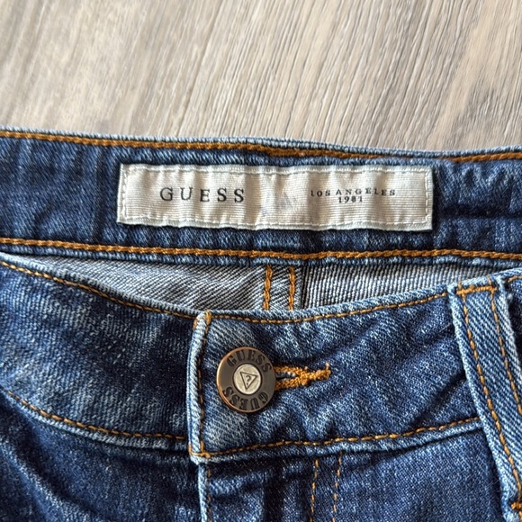Guess Blue cropped Distressed blue denim low / mid rise jeans size 27 - Picture 5 of 10